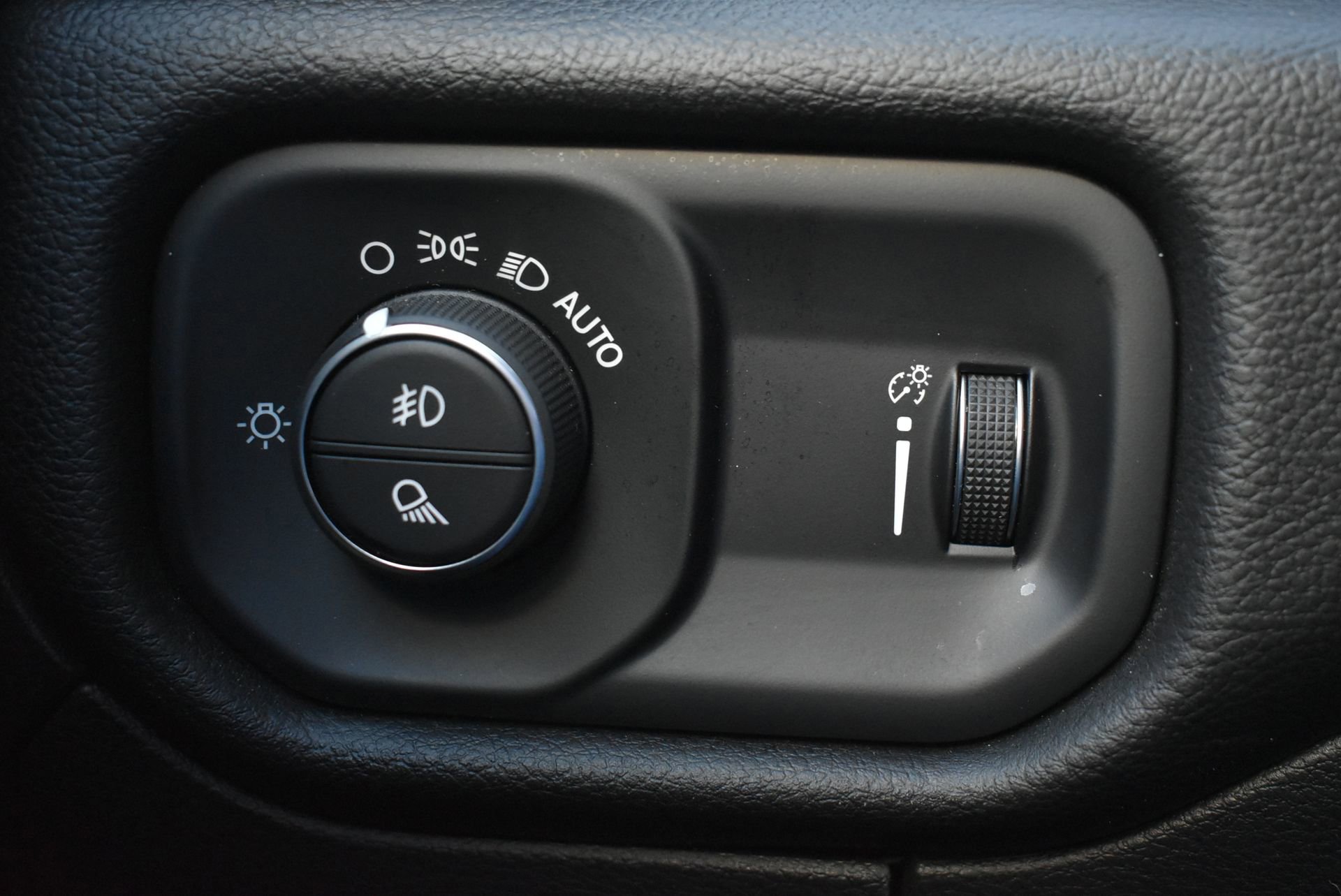 Used 2025 RAM 1500 Big Horn image 19