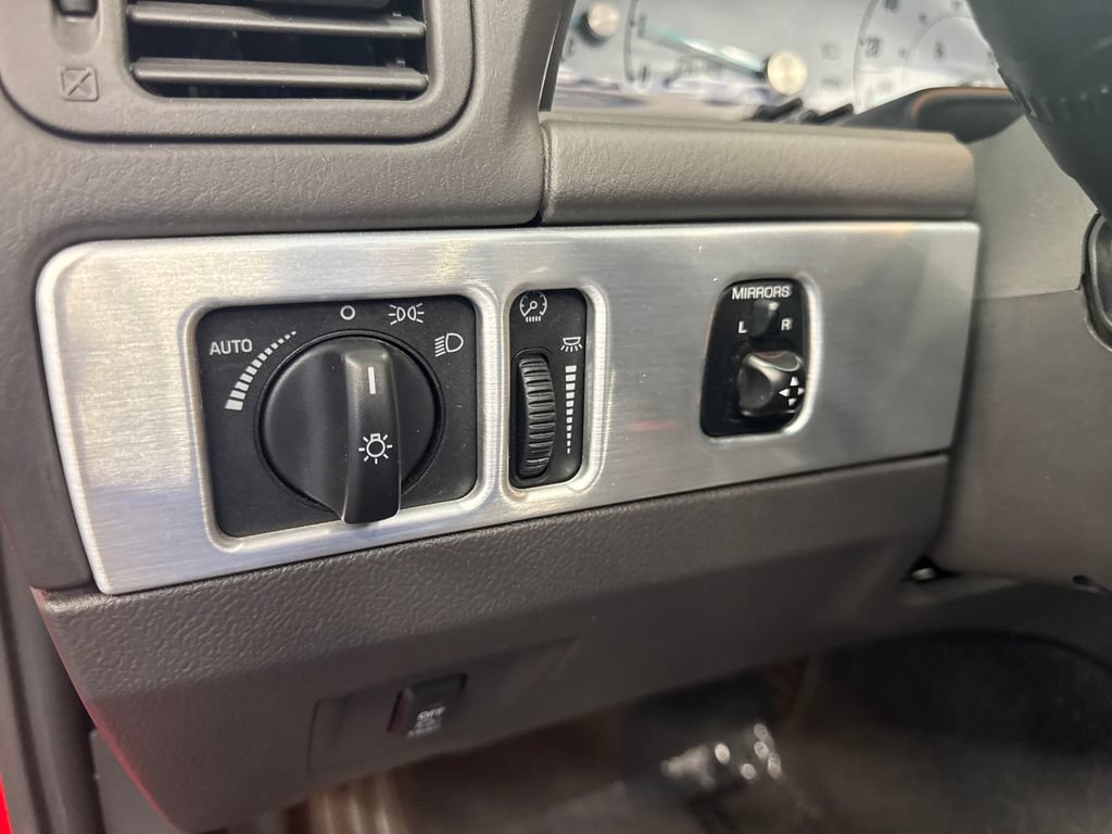 Used 2002 Ford Thunderbird RWD image 20