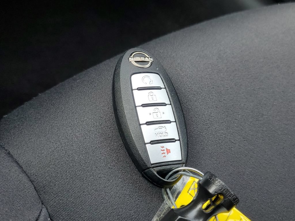 Used 2025 Nissan Altima 2.5 SV FWD image 30