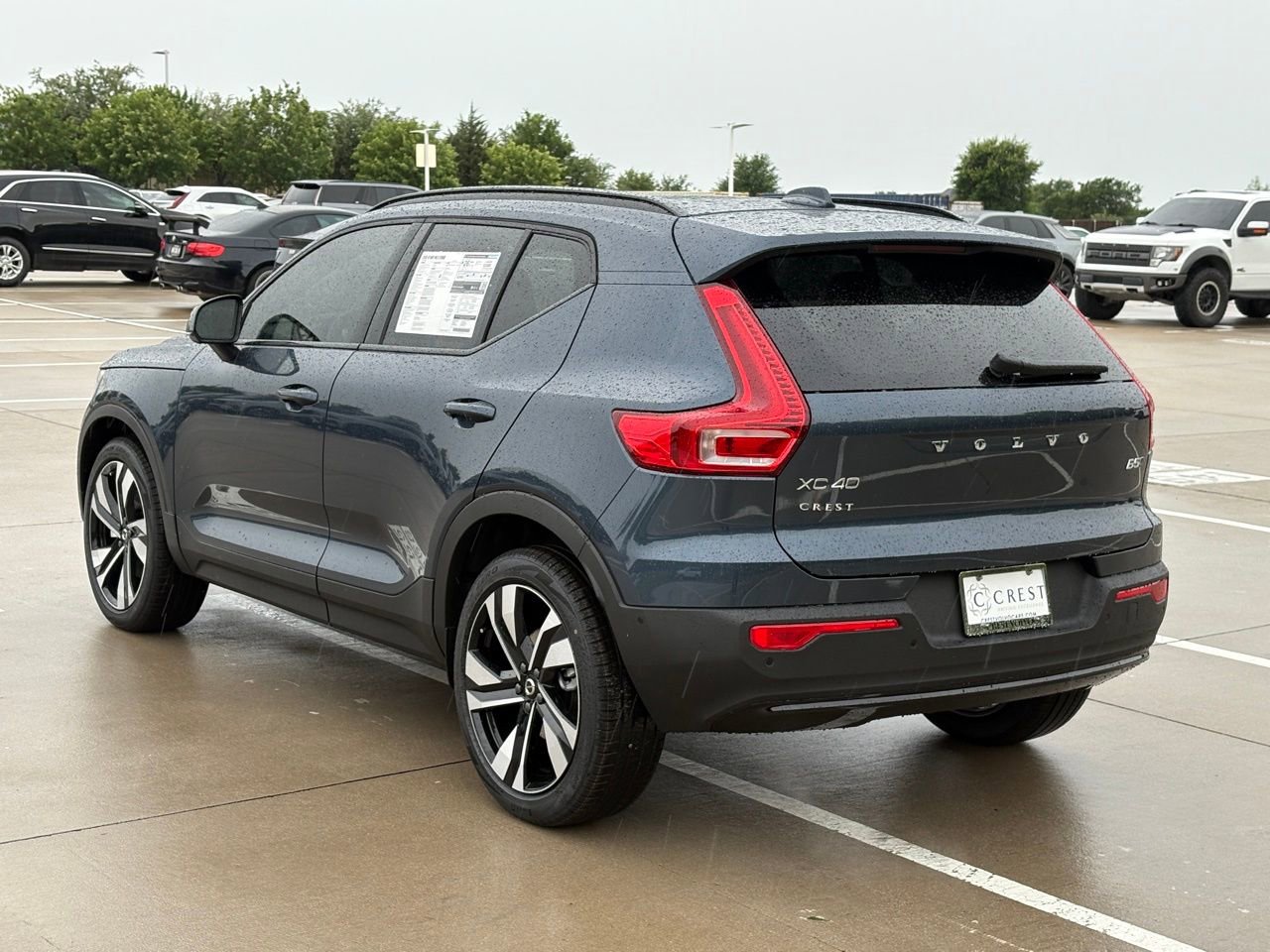 New 2026 Volvo XC40 B5 Ultra w/ Protection Package Premier AWD/4WD image 6