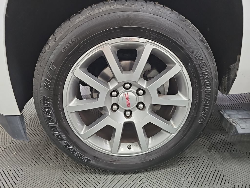 Used 2018 GMC Yukon XL Denali w/ Open Road Package AWD/4WD image 51
