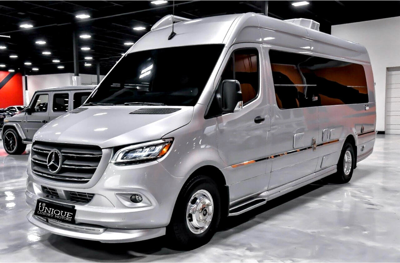 Used 2022 Mercedes-Benz Sprinter 3500 image 4