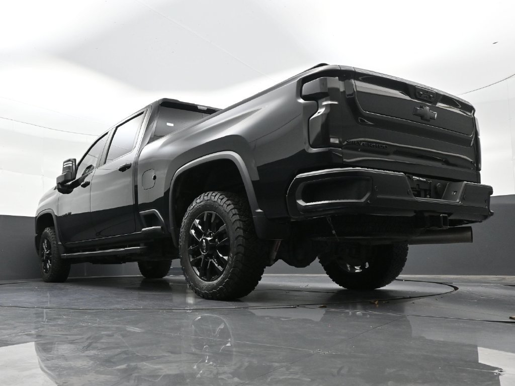 Used 2025 Chevrolet Silverado 2500 LT w/ Trail Boss Package AWD/4WD image 27