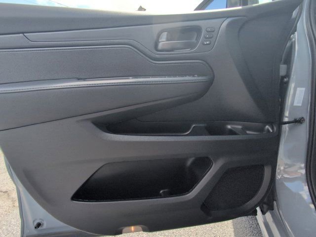 Used 2025 Honda Odyssey Sport-L image 11