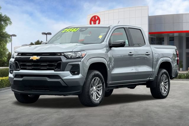 Used 2024 Chevrolet Colorado LT w/ LT Convenience Package RWD image 9