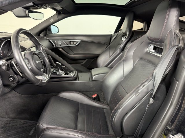 Used 2019 Jaguar F-TYPE Coupe image 9