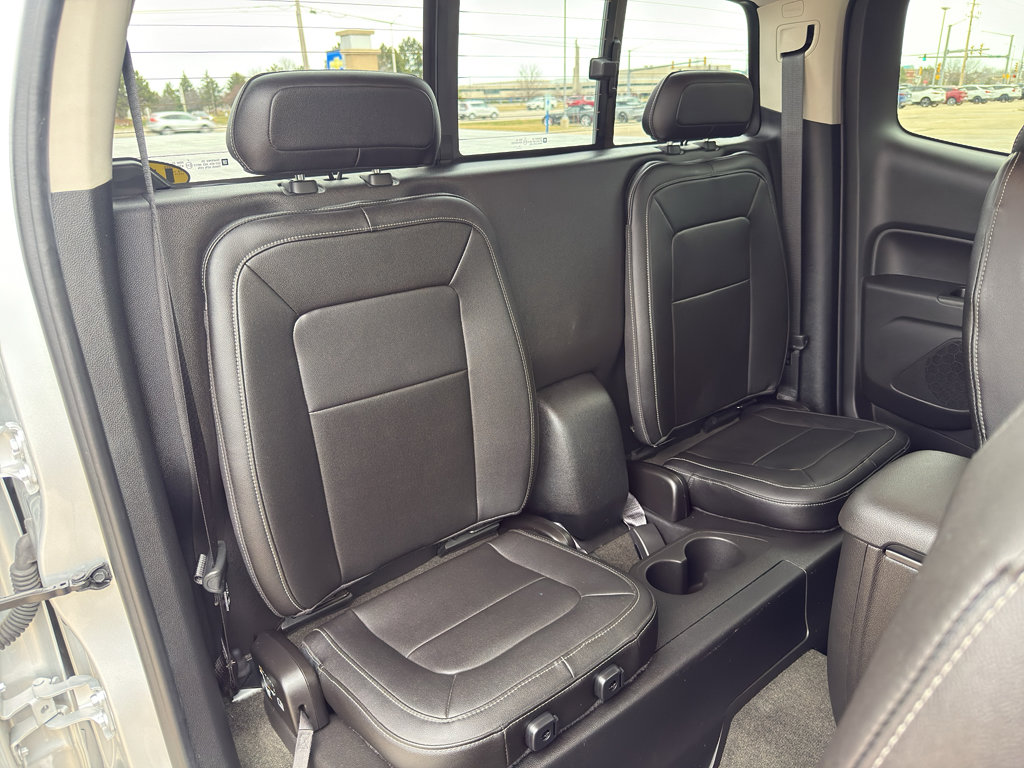 Used 2016 Chevrolet Colorado LT w/ Luxury Package, Chrome image 38