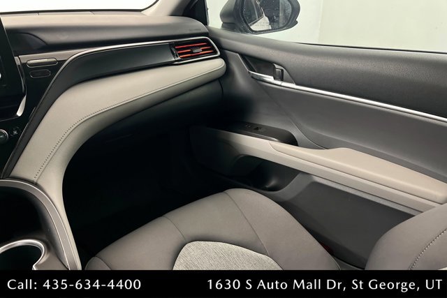 Used 2023 Toyota Camry LE AWD/4WD image 10