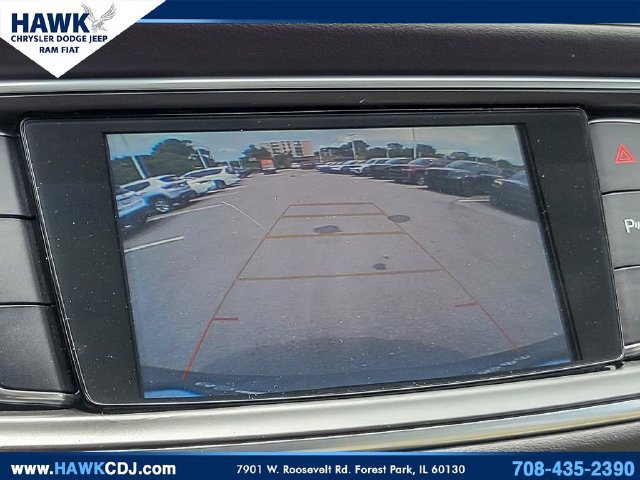 Used 2018 Buick Enclave Essence FWD image 19