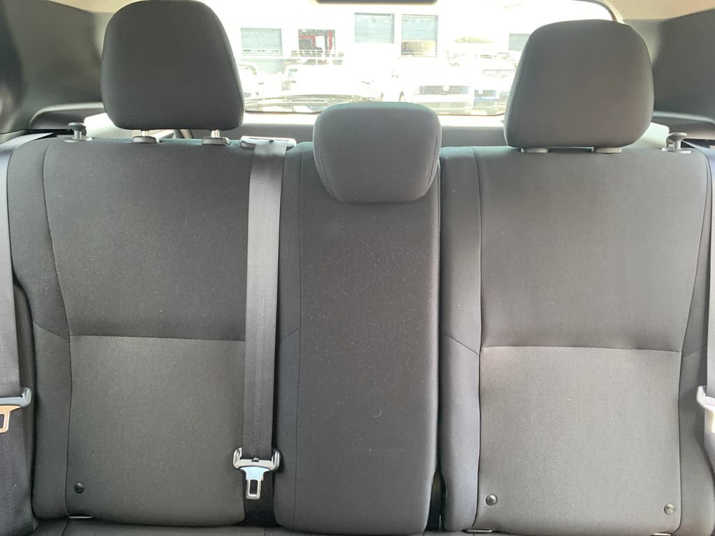 Used 2025 Nissan Kicks Play S FWD image 17