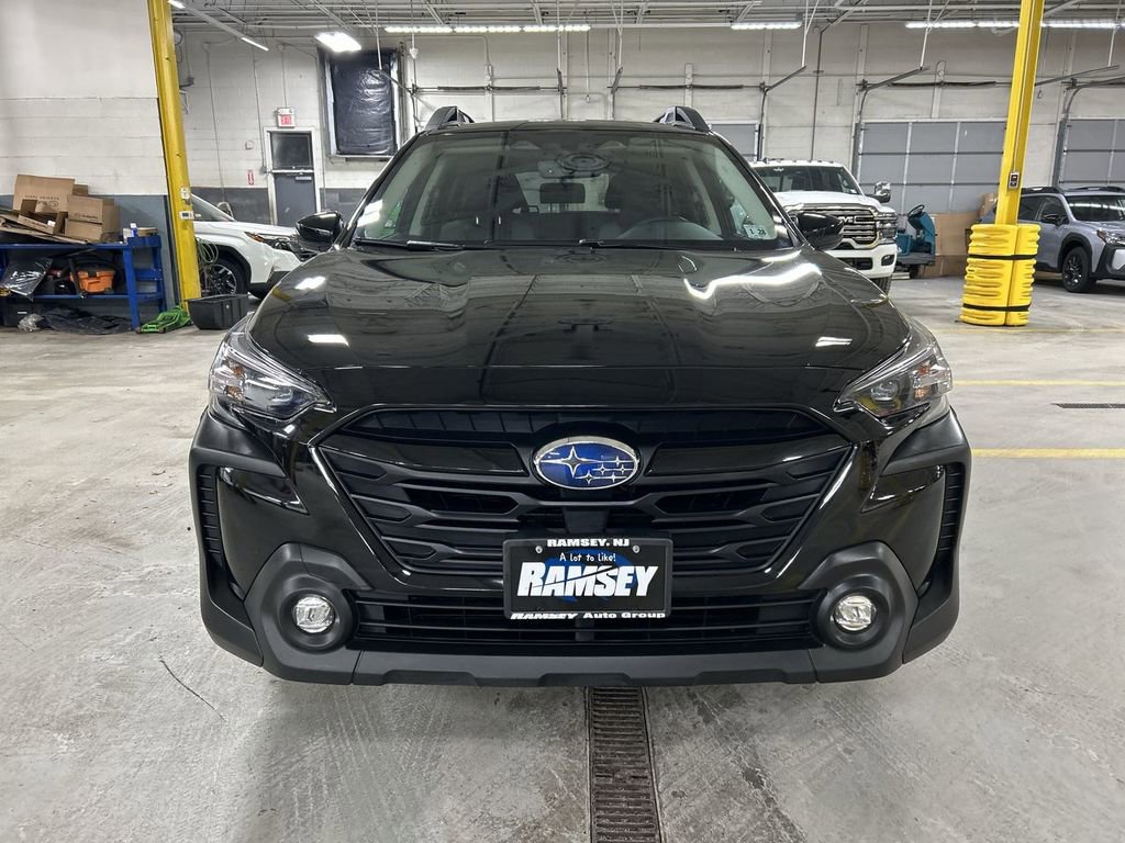 Certified 2023 Subaru Outback Onyx Edition image 3