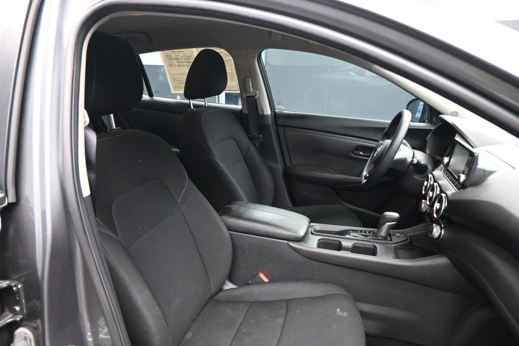 Used 2024 Nissan Sentra S FWD image 17