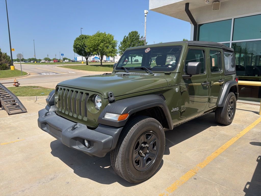 Used 2021 Jeep Wrangler Unlimited Sport AWD/4WD image 3