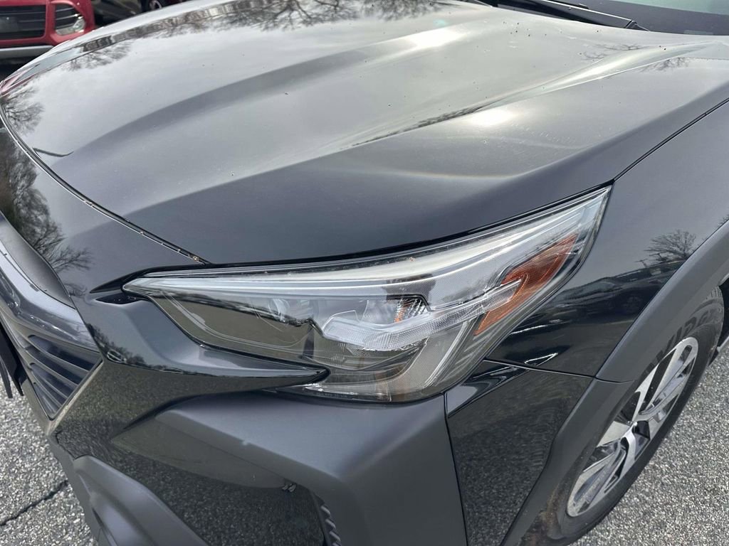 Certified 2025 Subaru Outback Premium AWD/4WD image 7