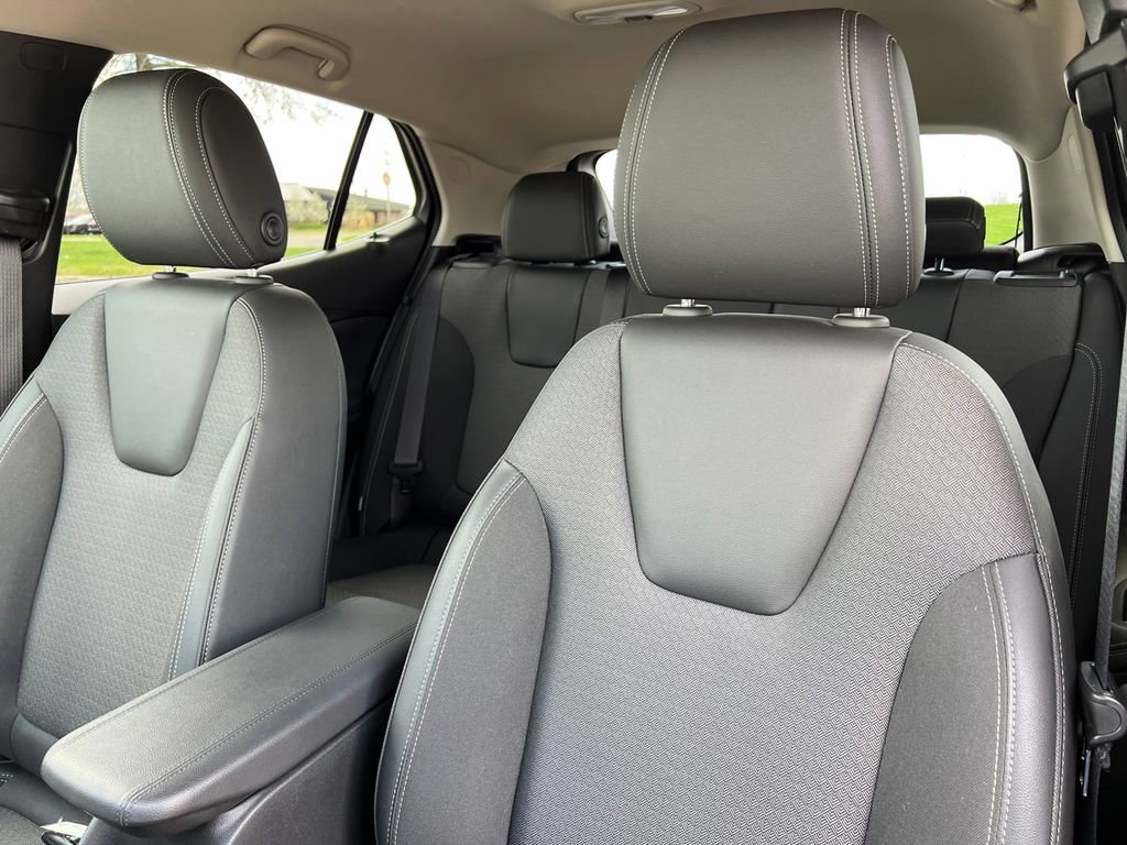 Certified 2023 Buick Encore GX Preferred w/ Cold Weather Comfort Package image 13