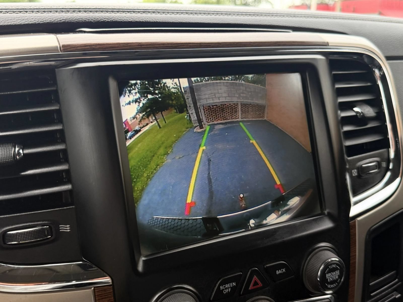 Used 2013 RAM 1500 Laramie AWD/4WD image 28