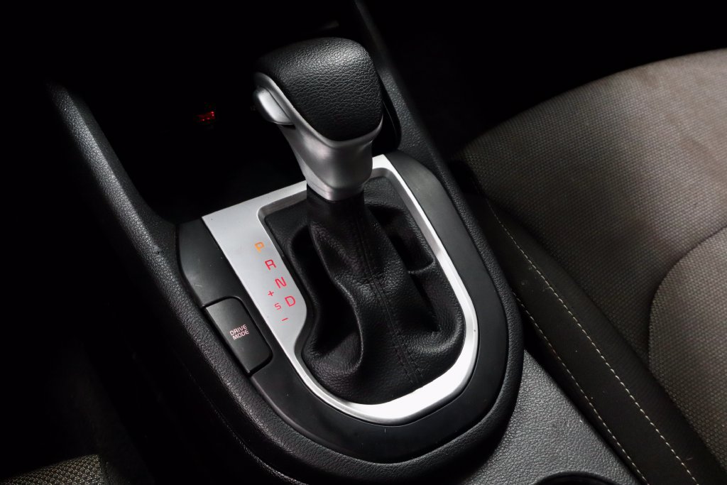 Used 2023 Kia Forte LXS w/ LXS Technology Package FWD image 30