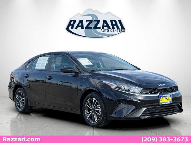 Used 2023 Kia Forte LXS FWD image 1