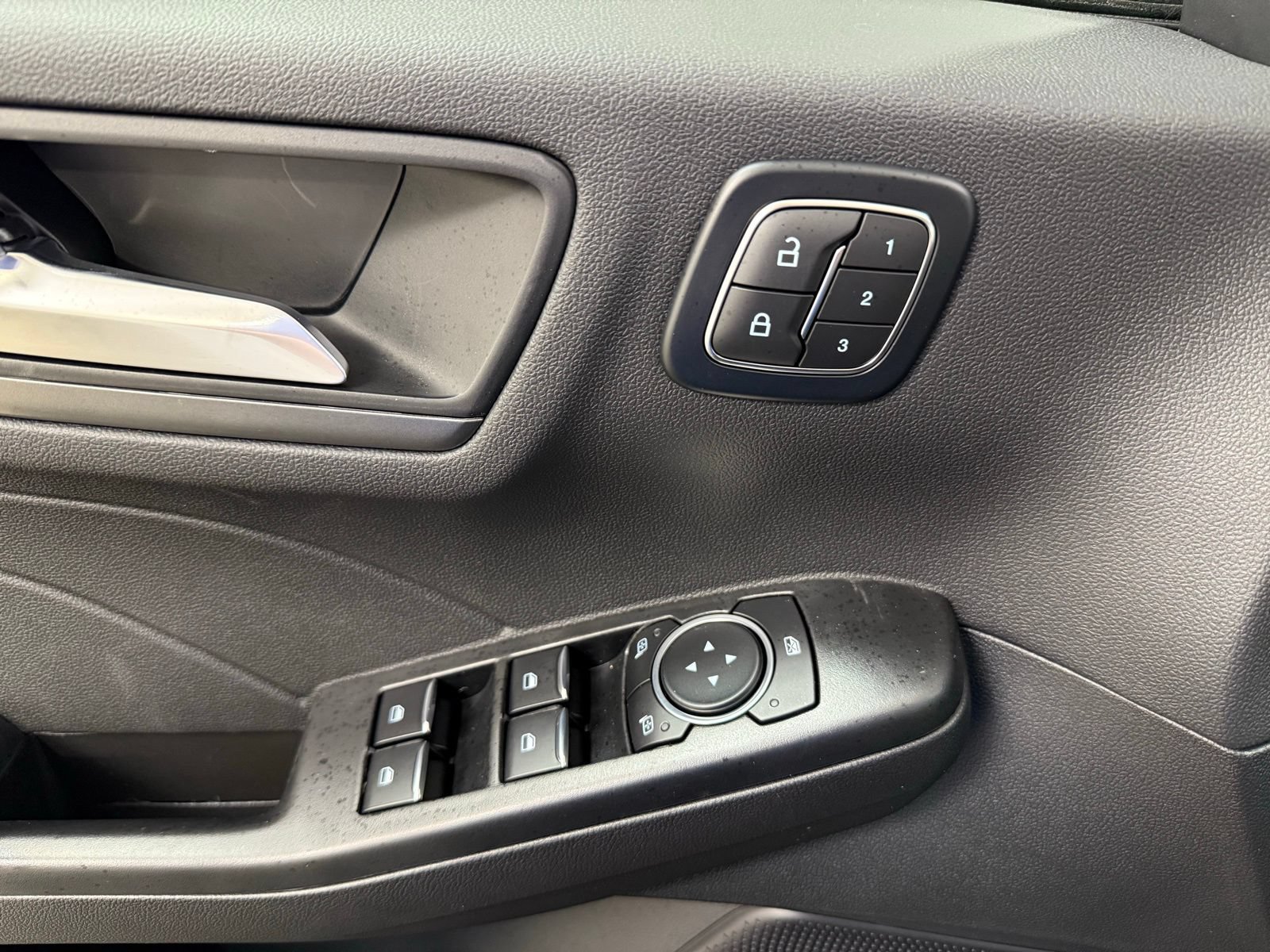 New 2026 Ford Escape Active w/ Active Premium Tech Pack FWD image 12