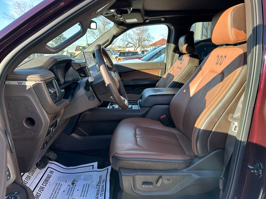 Used 2024 Ford Expedition Max King Ranch image 11