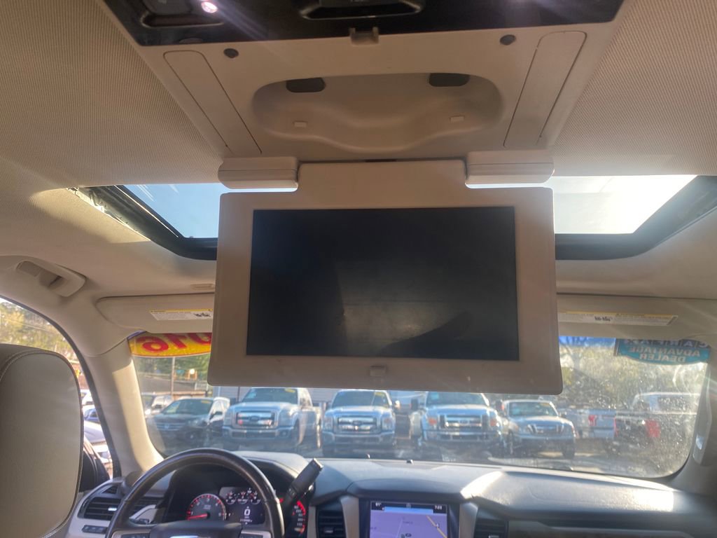 Used 2016 GMC Yukon XL Denali w/ Open Road Package image 33