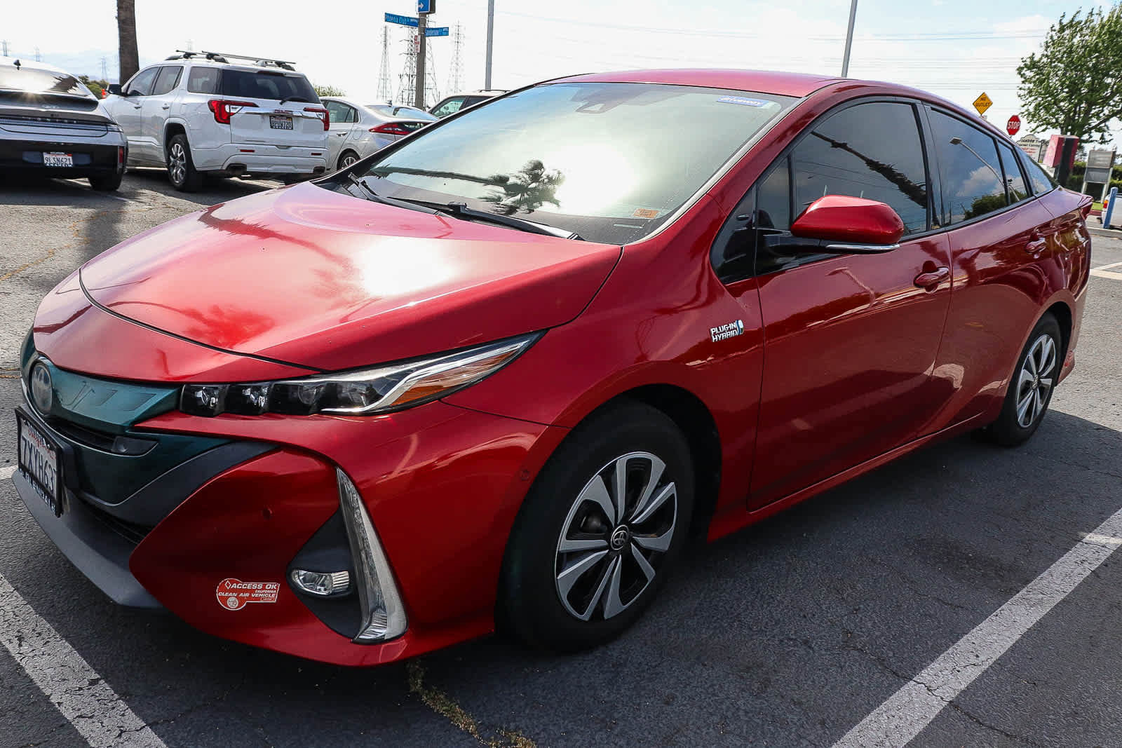 Used 2017 Toyota Prius Prime Advanced w/ Carpet Mat Package image 8