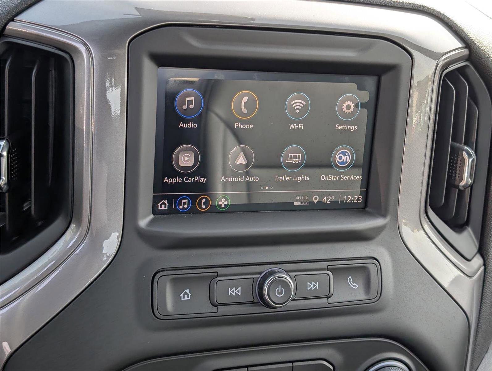 Used 2025 Chevrolet Silverado 1500 W/T w/ Trailering Package image 22