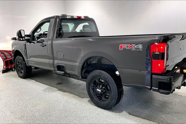 Used 2024 Ford F250 XL w/ STX Appearance Package AWD/4WD image 4