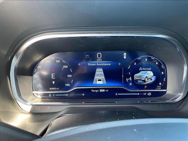 Used 2024 Chevrolet Suburban High Country RWD image 22