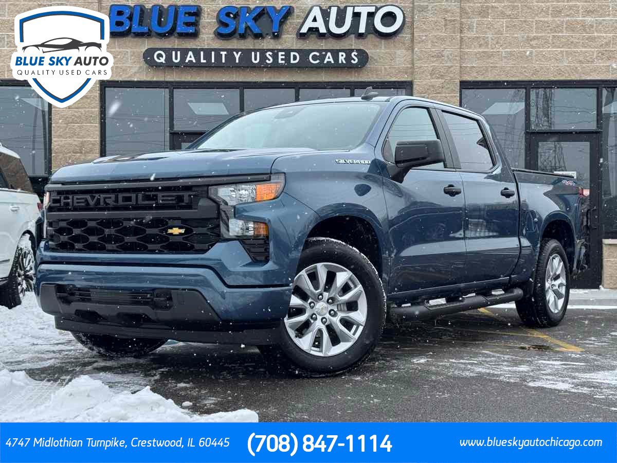 Used 2024 Chevrolet Silverado 1500 Custom image 1