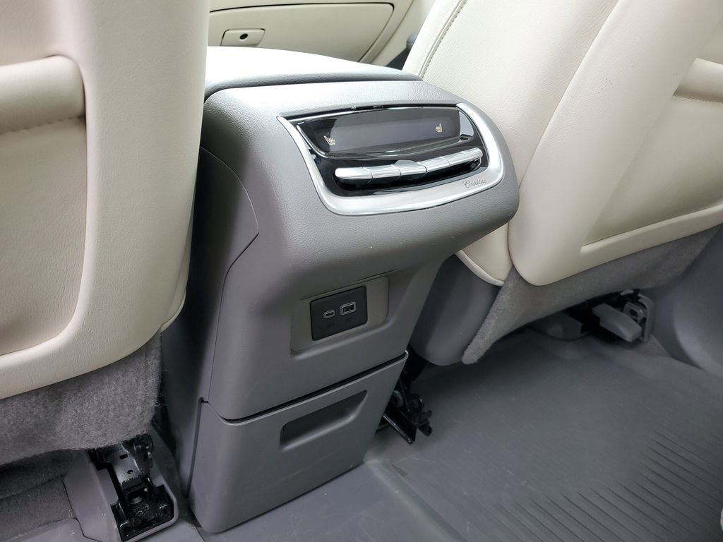 Certified 2024 Cadillac XT6 Premium Luxury w/ LPO, Floor Liner Package image 27