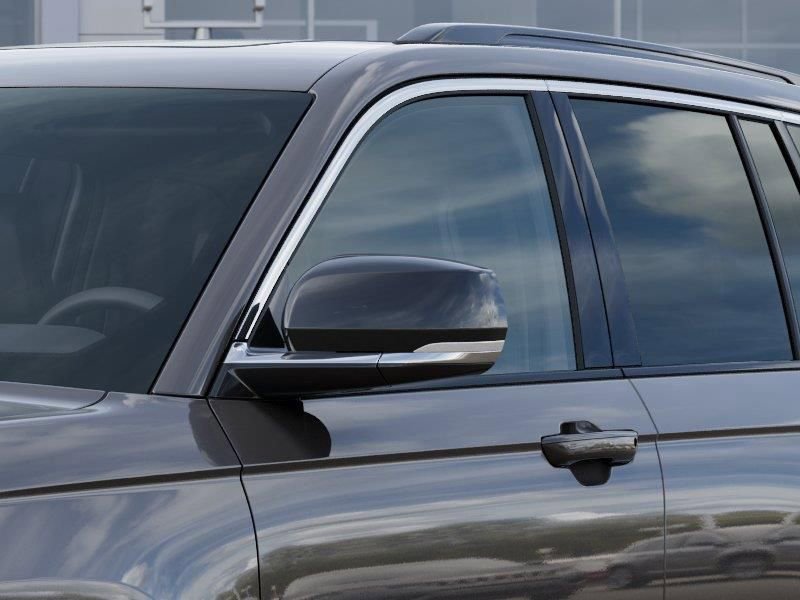 New 2025 Jeep Grand Cherokee Overland w/ Luxury Tech Group IV image 12