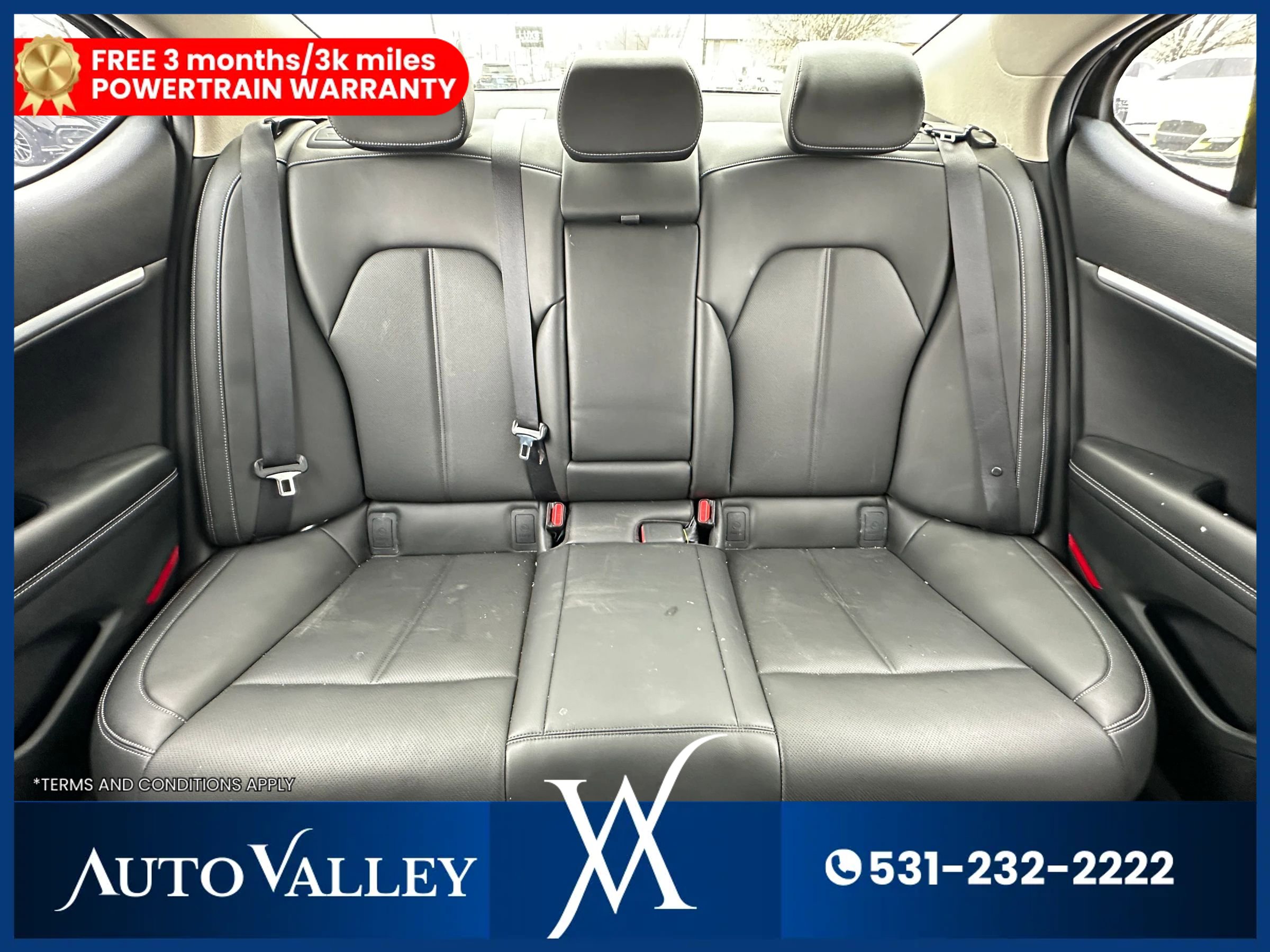 Used 2025 Genesis G70 2.5T RWD image 36