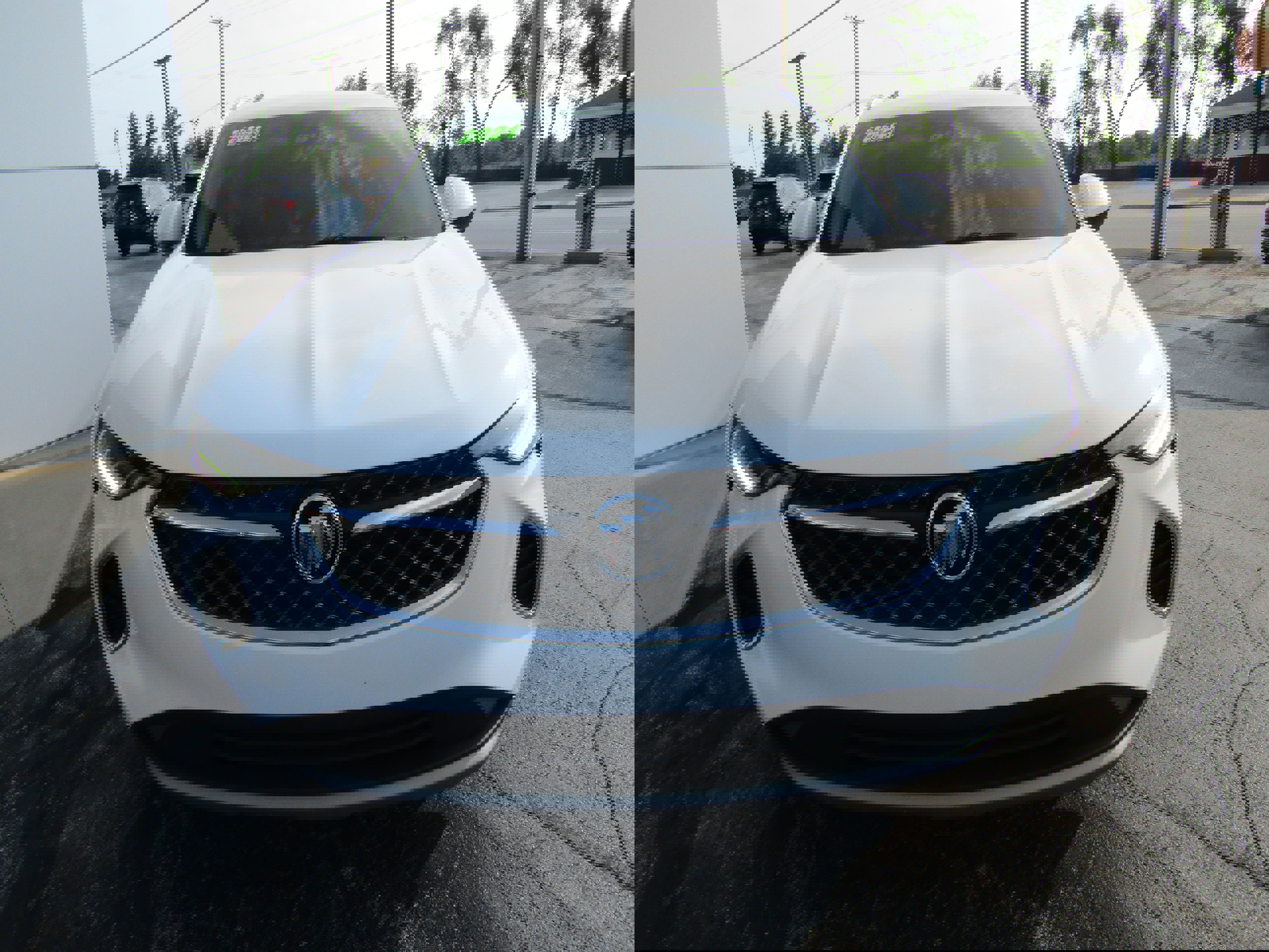 Used 2021 Buick Envision Avenir w/ Technology Package II image 2