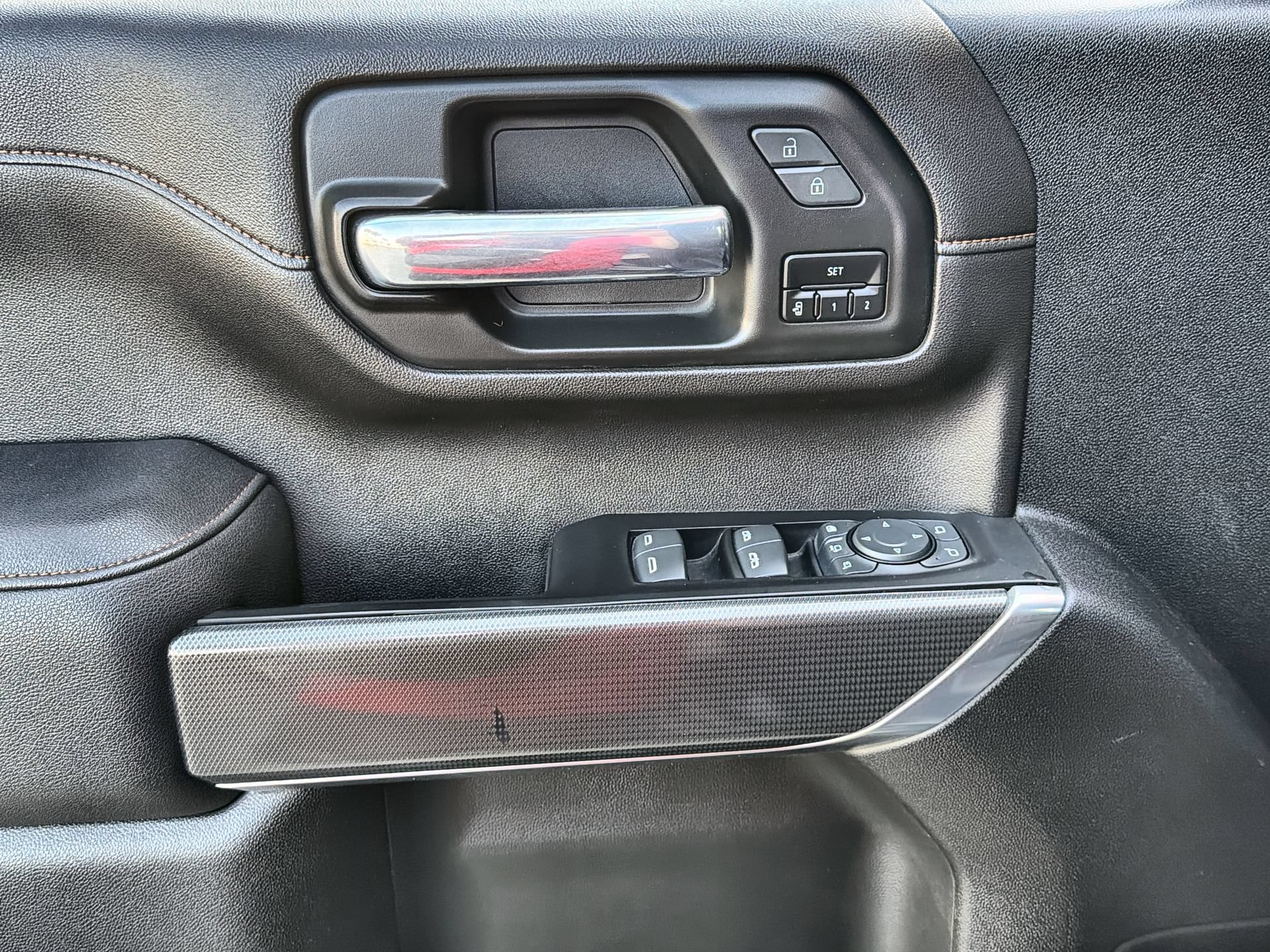 Used 2022 GMC Sierra 2500 AT4 w/ AT4 Premium Plus Package AWD/4WD image 13
