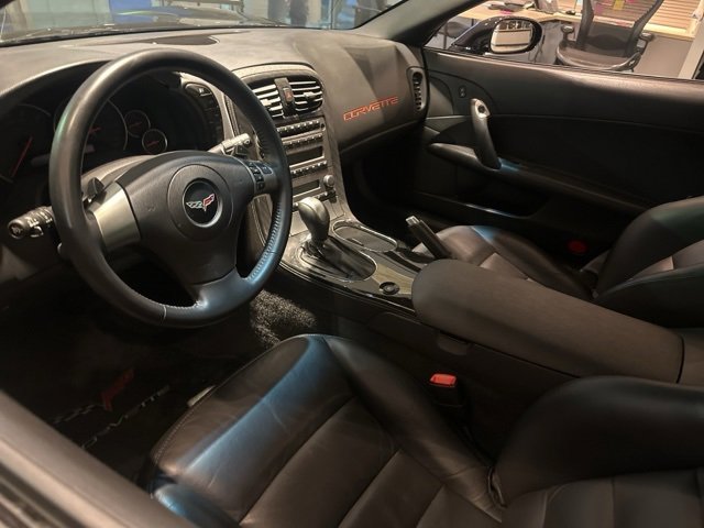 Used 2010 Chevrolet Corvette Grand Sport image 10