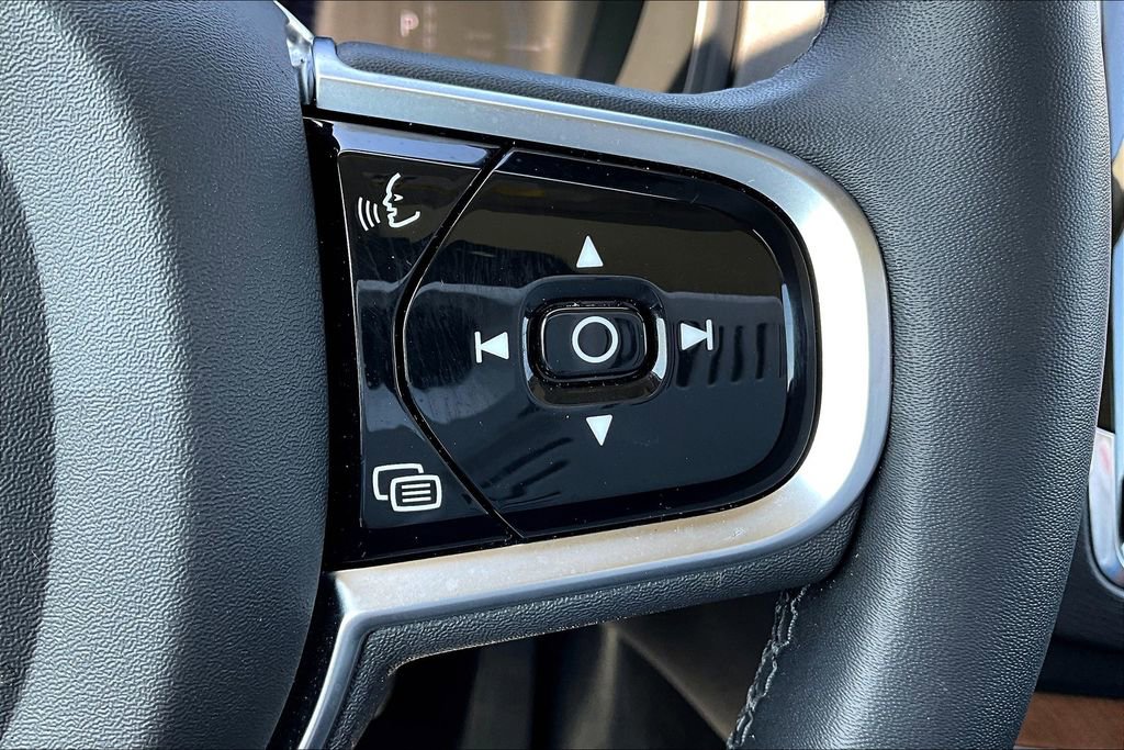 Certified 2023 Volvo XC90 T8 Plus w/ Protection Package Premier image 27