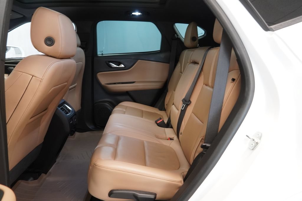 Used 2019 Chevrolet Blazer Premier w/ Sun and Wheels Package FWD image 27