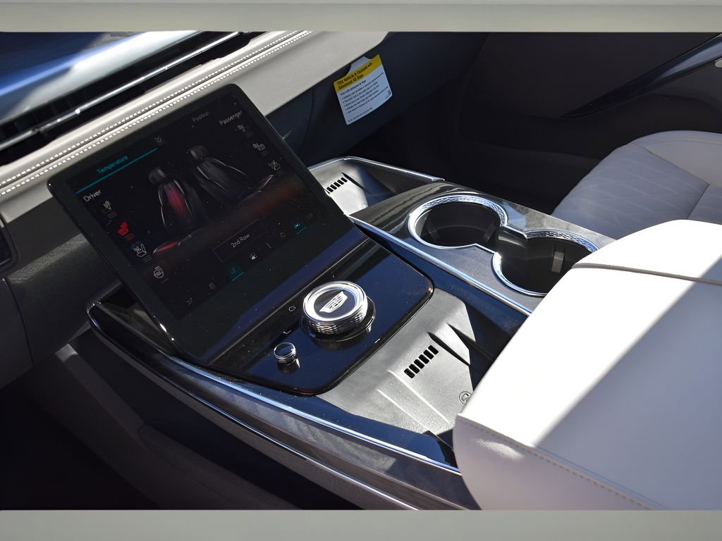 New 2026 Cadillac Escalade IQ Sport 1 w/ LPO, Floor Liner Package image 32