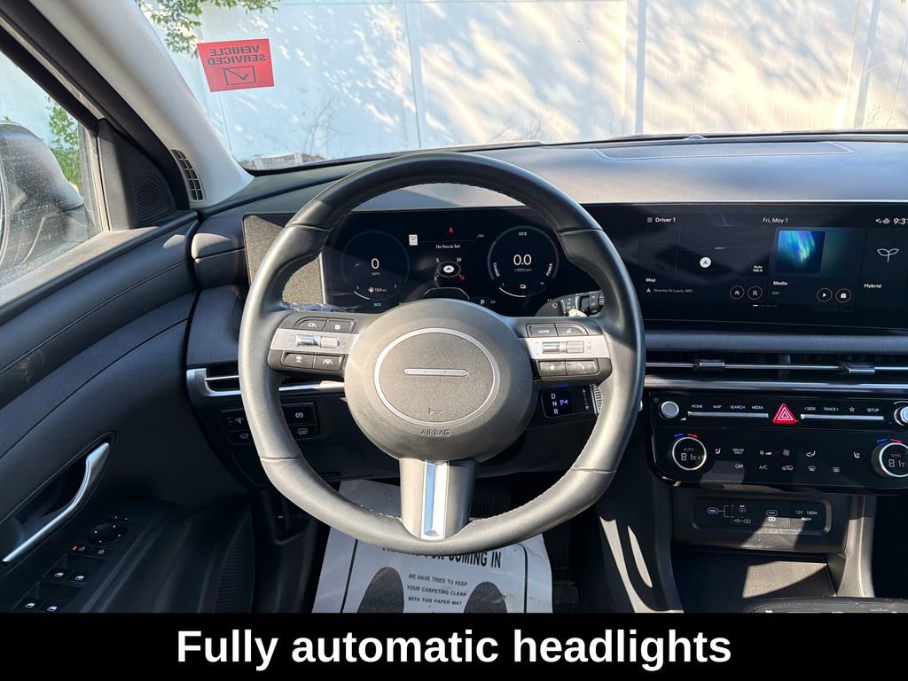 Certified 2025 Hyundai Tucson SEL AWD/4WD image 17
