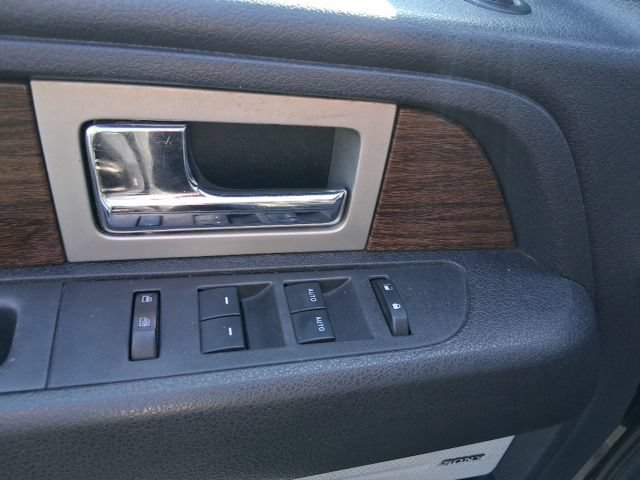 Used 2014 Ford F150 Lariat w/ Equipment Group 502A Luxury AWD/4WD image 17