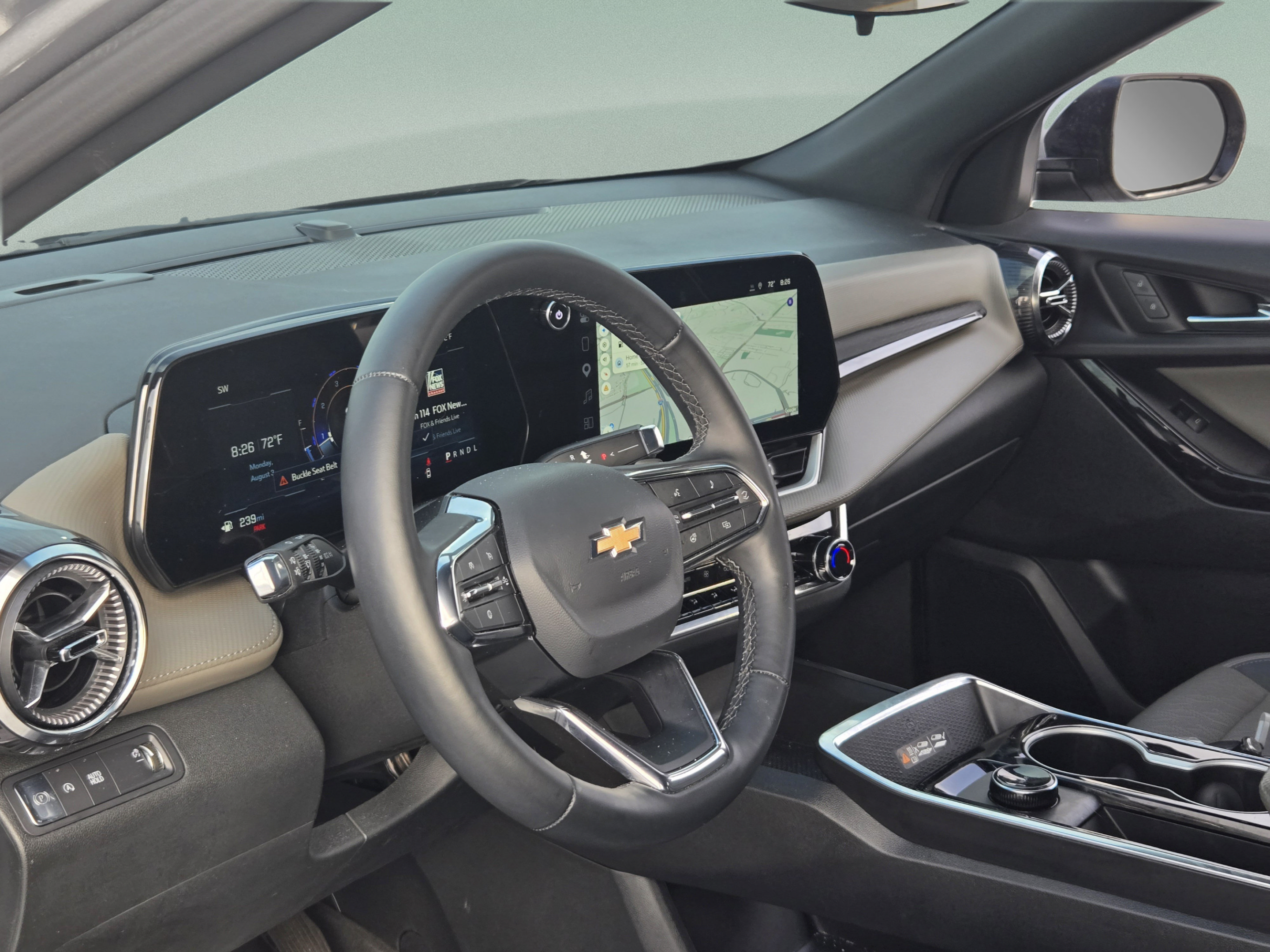 Used 2026 Chevrolet Equinox LT w/ Convenience Package II FWD image 13