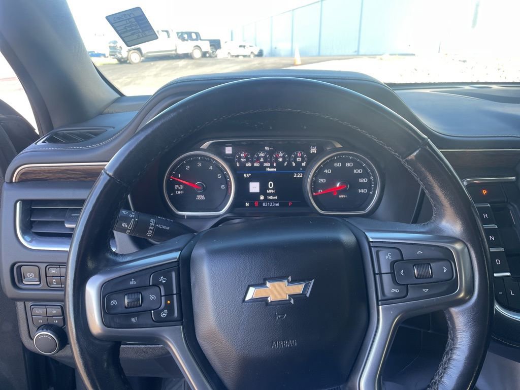 Used 2021 Chevrolet Suburban Premier w/ Premium Package image 17