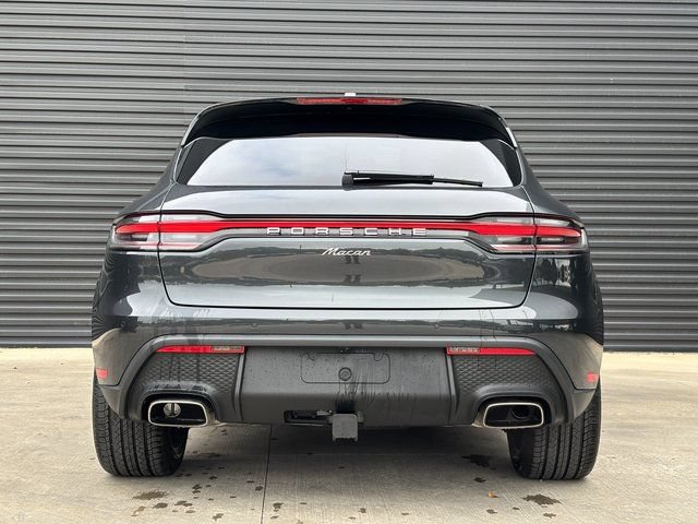 Certified 2026 Porsche Macan AWD/4WD image 6