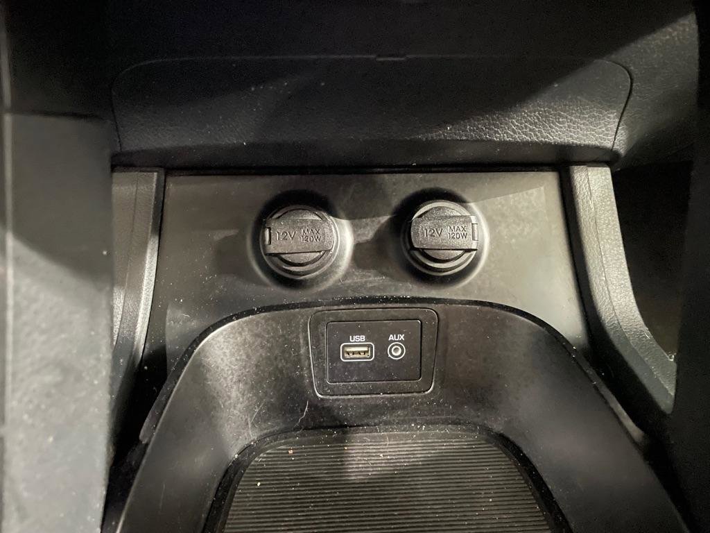 Used 2018 Hyundai Santa Fe Sport image 33