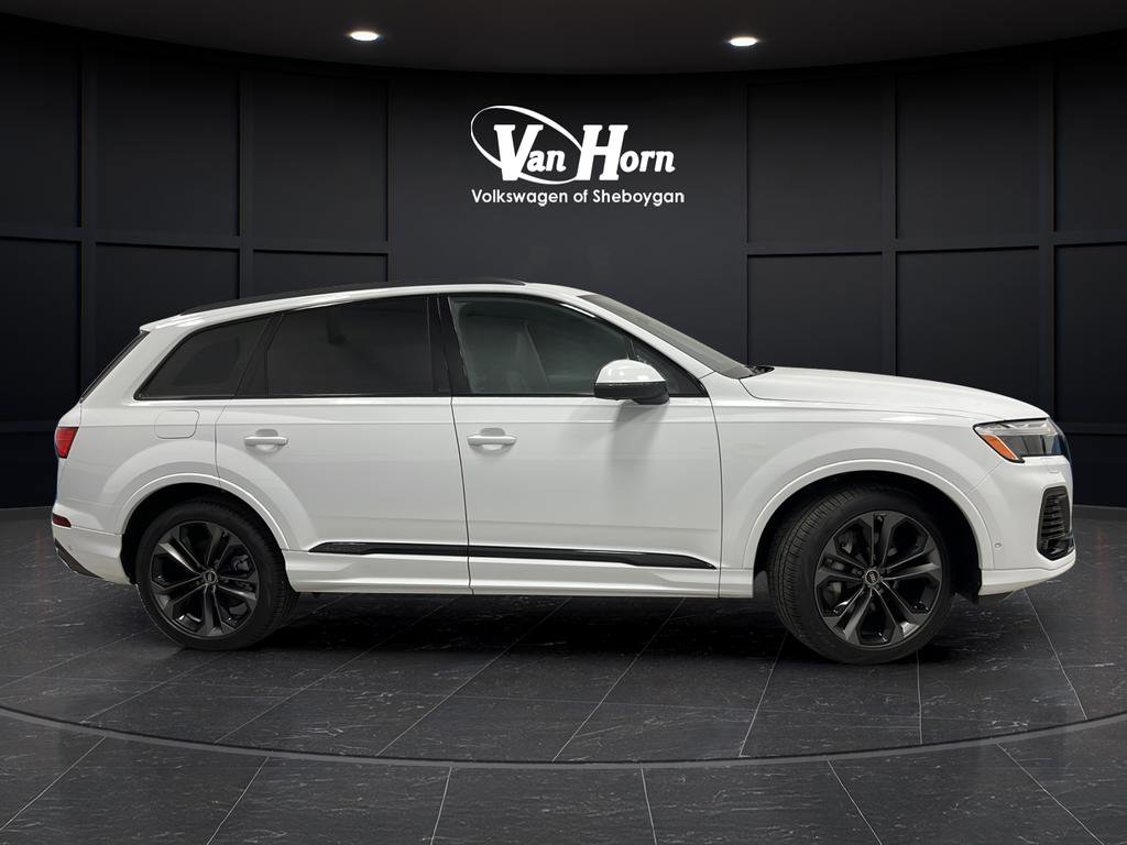 Used 2025 Audi Q7 3.0T Premium Plus w/ Premium Plus Package AWD/4WD image 8