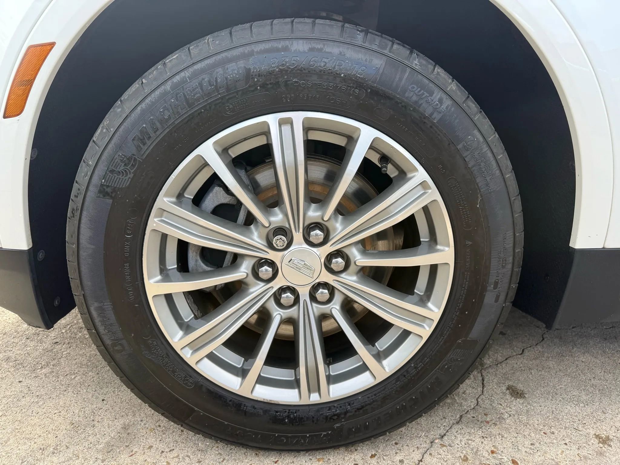 Used 2018 Cadillac XT5 Luxury w/ Driver Awareness Package image 25