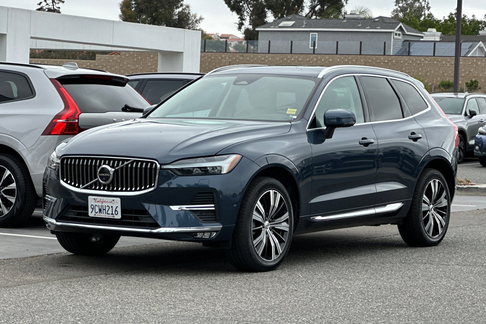 Certified 2023 Volvo XC60 B5 Plus w/ Protection Package Premier FWD image 8