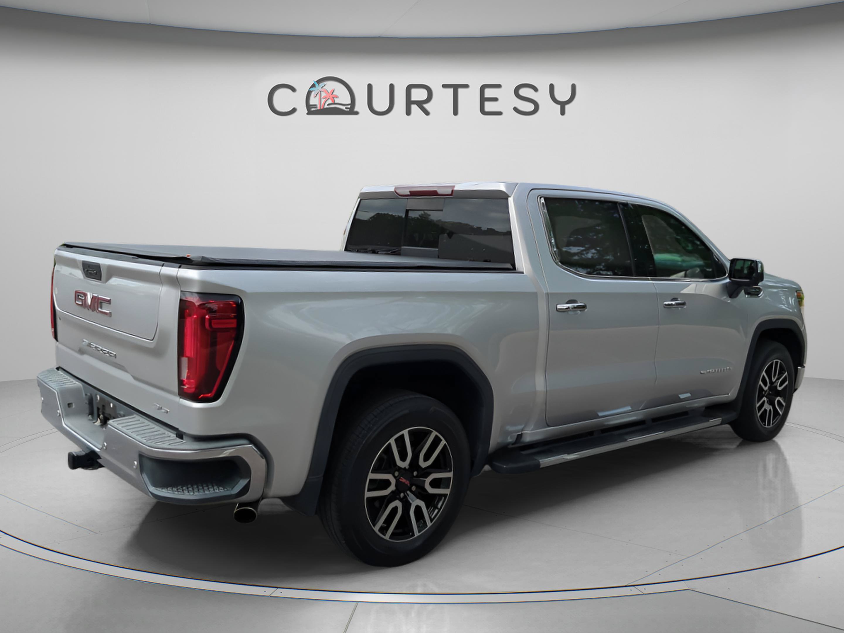 Used 2019 GMC Sierra 1500 SLT w/ SLT Premium Plus Package RWD image 7