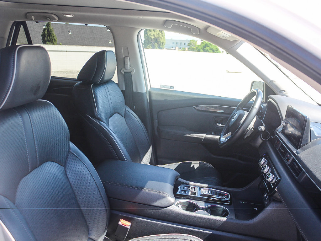 Certified 2023 Honda Pilot Elite image 17